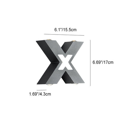 Moderne wasserdichte LED-Wandleuchte in X-Form mit 4 Lichtern für den Außenbereich