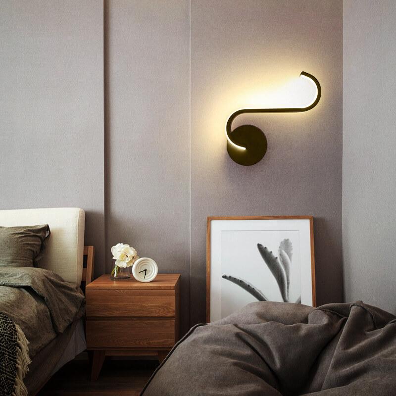 Moderne, minimalistische Curves Line-LED-Wandleuchte aus Aluminium mit 1 Licht