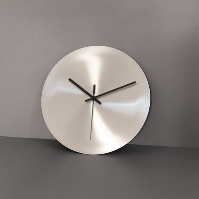 Minimalistische Edelstahl-Wanduhr