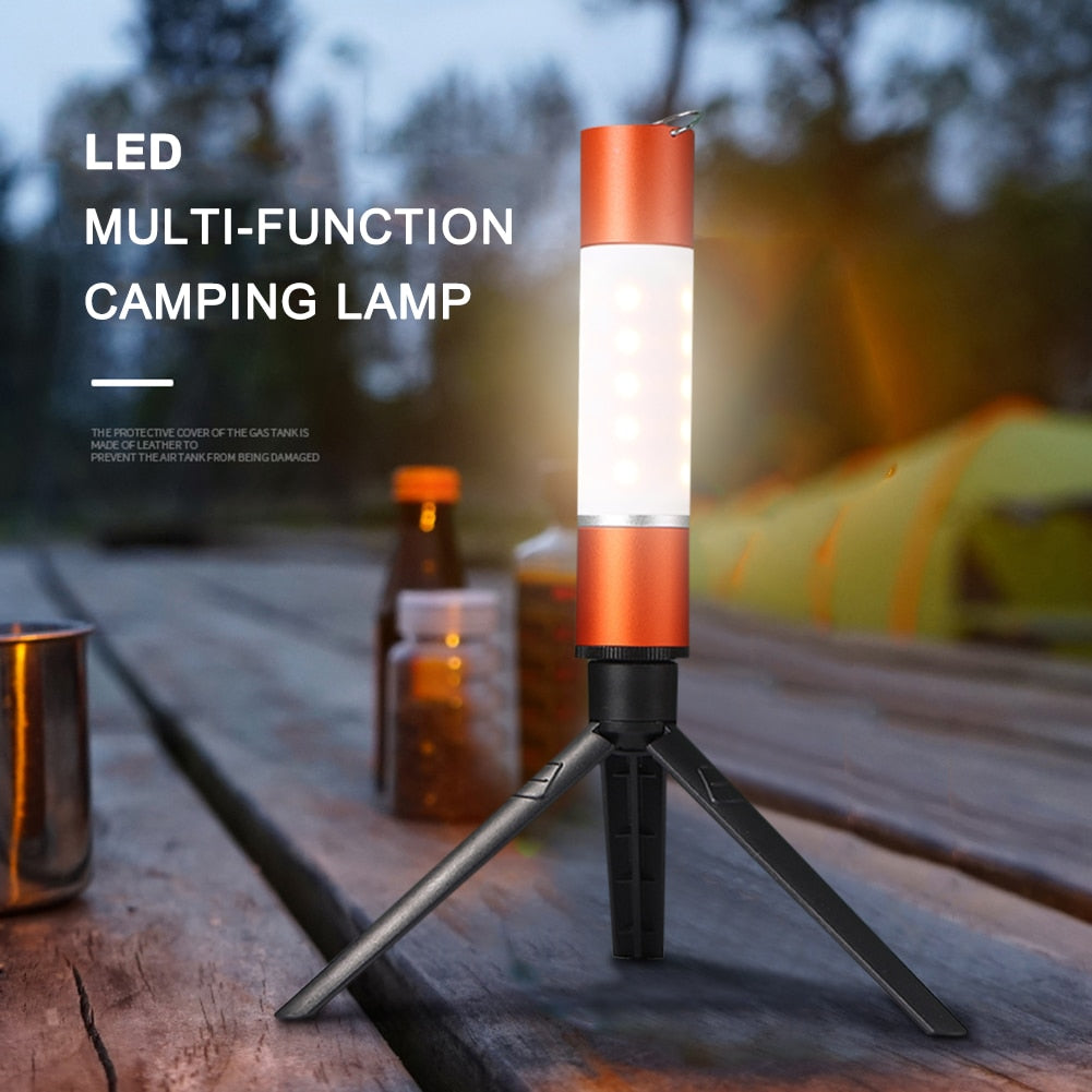 Wiederaufladbare hängende zoombare Camping-Taschenlampe