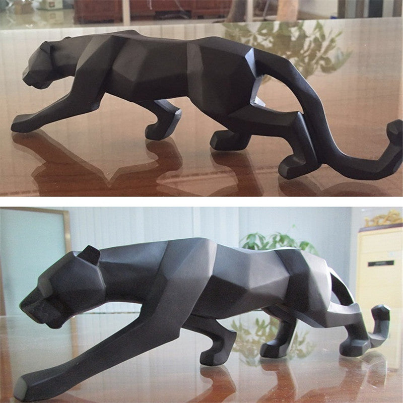 Moderne Harz Geometrische Schwarze Panther Skulptur